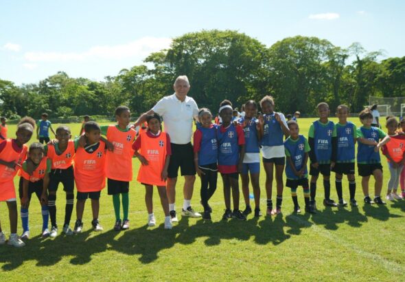 Programa-FIFA-Football-for-Schools-Republica-Dominicana