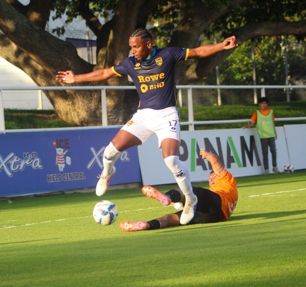 Alexander Vidal de Pantoja en acción 